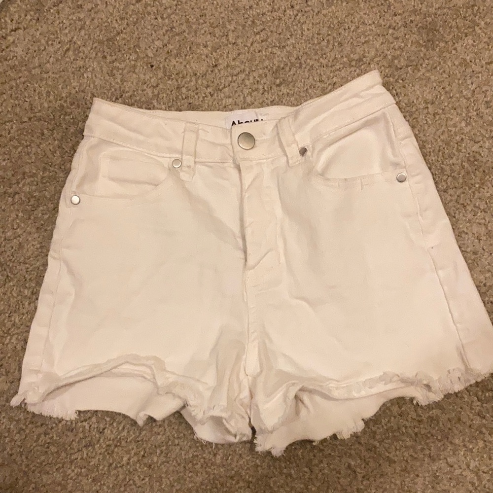 High wasted white denim shorts